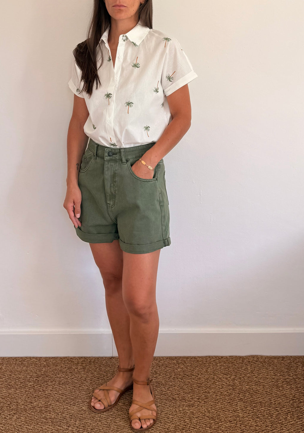 Chemise brodée palmiers Théa